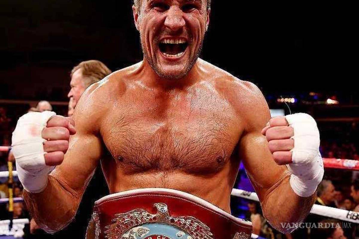 $!Canelo Alvarez enfrentará a Sergey Kovalev... ¡Buscará tetracampeonato!