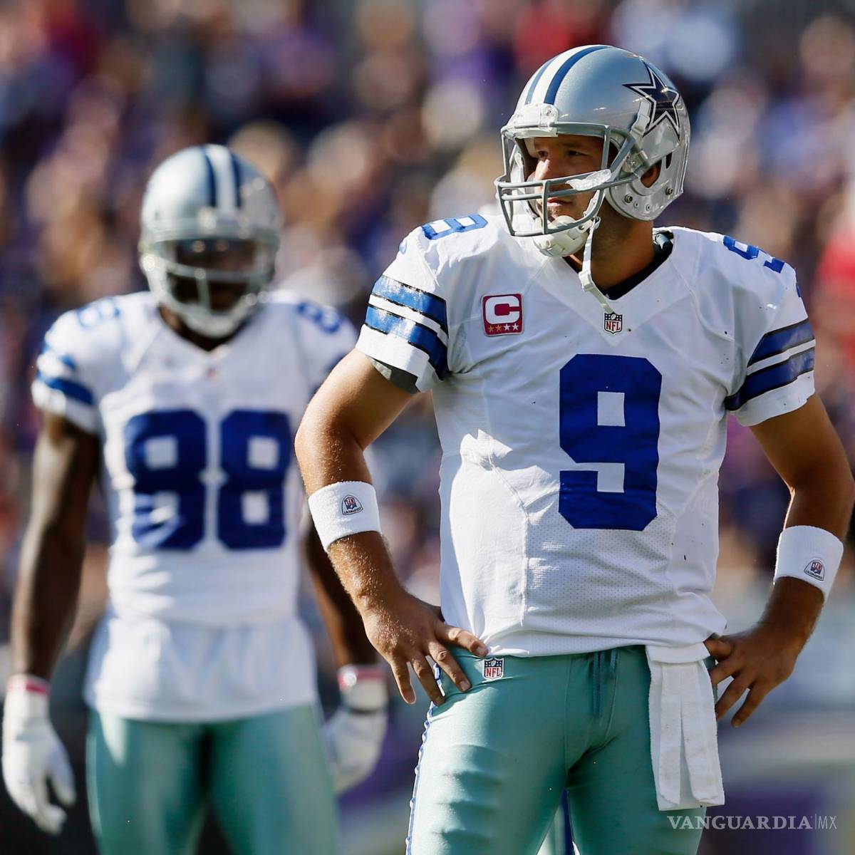 $!Comienza la carrera por Tony Romo