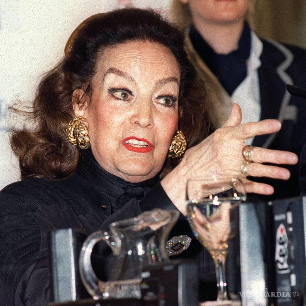 $!María Félix en 1997, durante una rueda de prensa en el Iº Festival de Cine de Madrid.