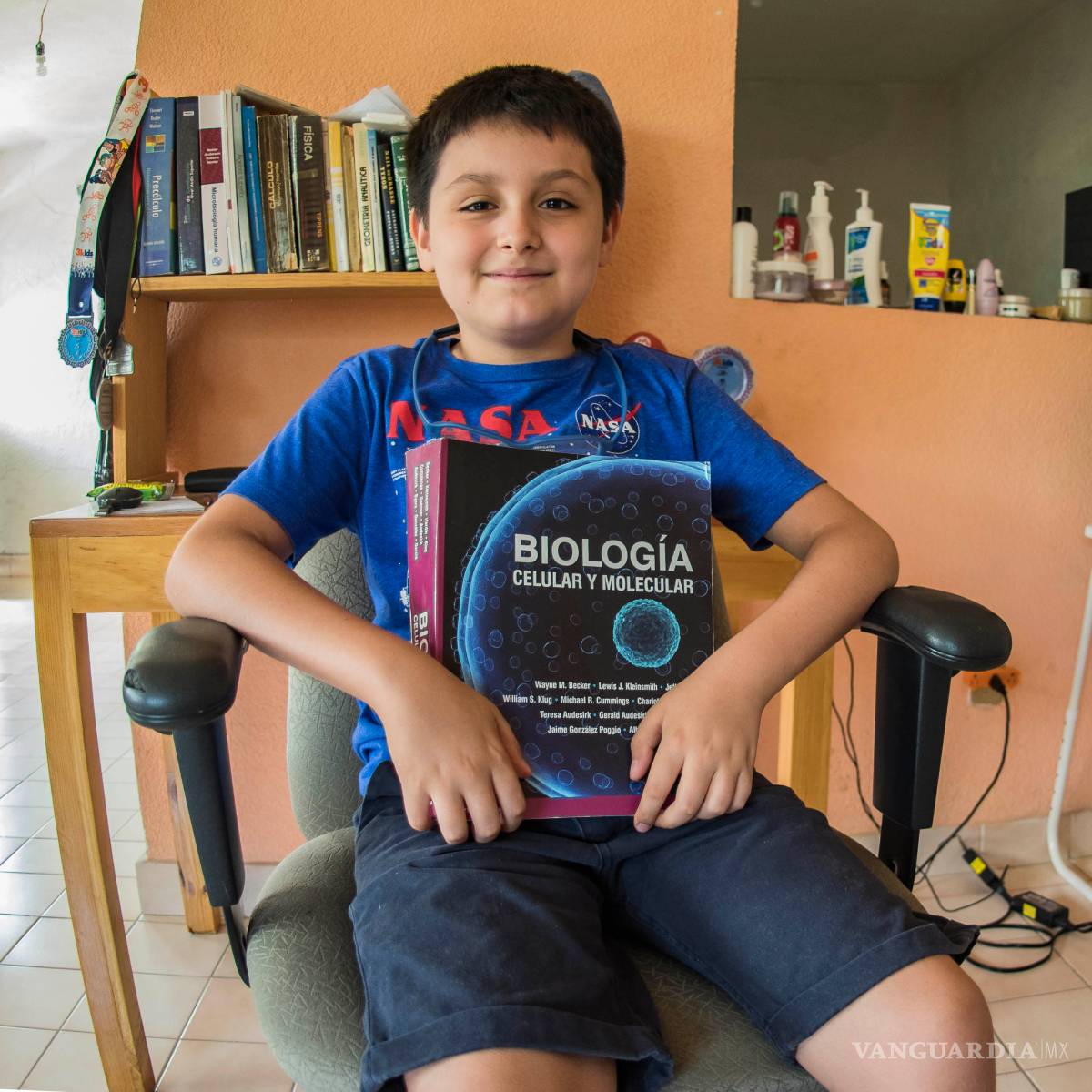 $!Con tan solo 12 años ingresa a la UNAM a estudiar Física Biomédica
