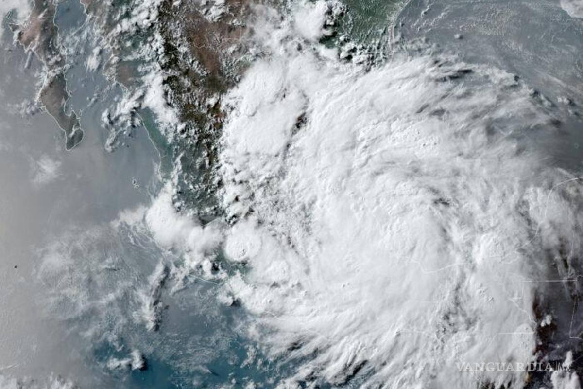 Depresión en Golfo de México podría convertirse en la tormenta tropical ‘Chris’, traerá lluvias al centro del país
