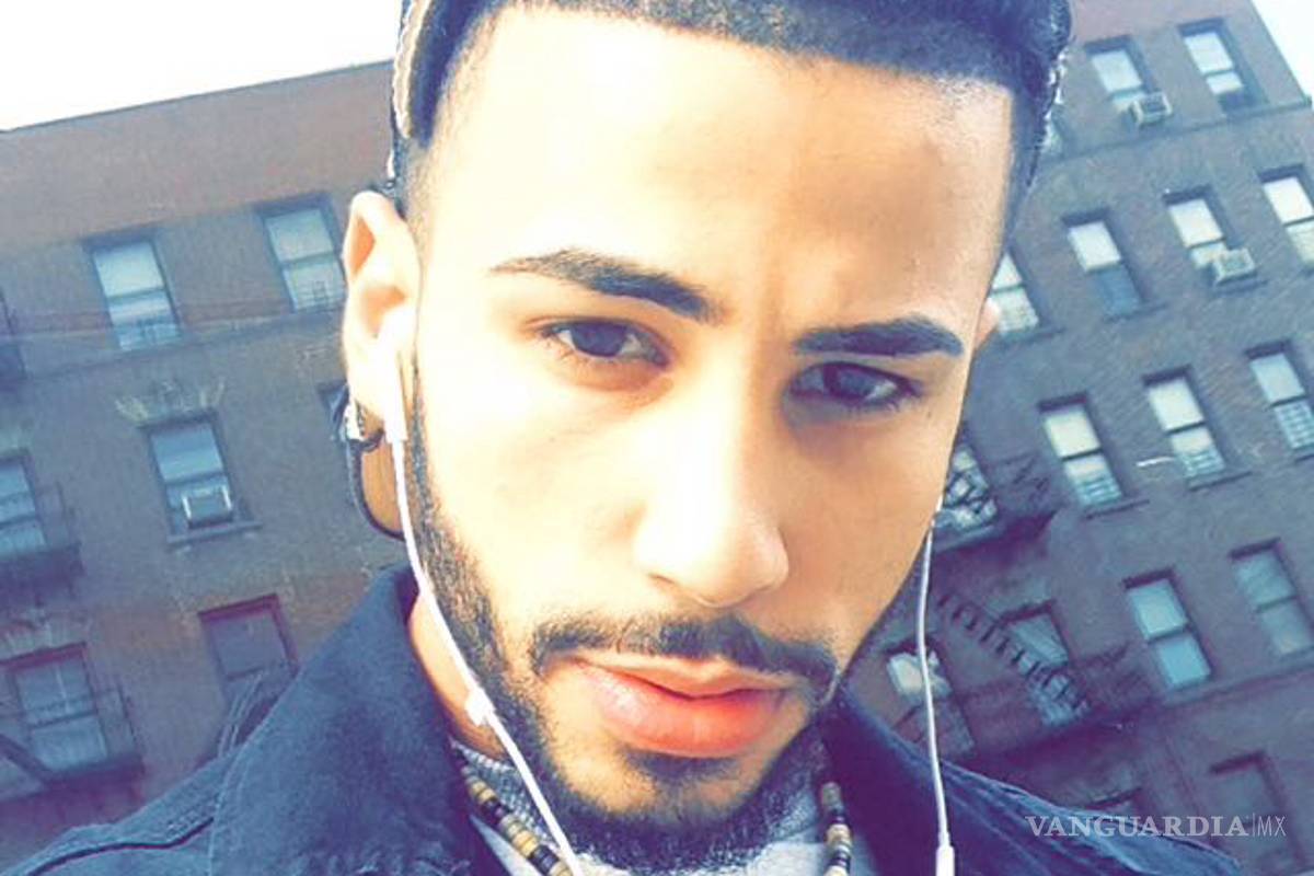El youtuber Adam Saleh denuncia que Delta Airlines lo bajó del avión por hablar árabe