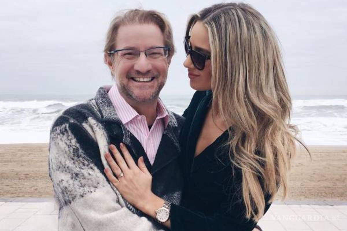 $!Pamela Cortés, esposa de Andrés Roemer, guarda silencio ante denuncias