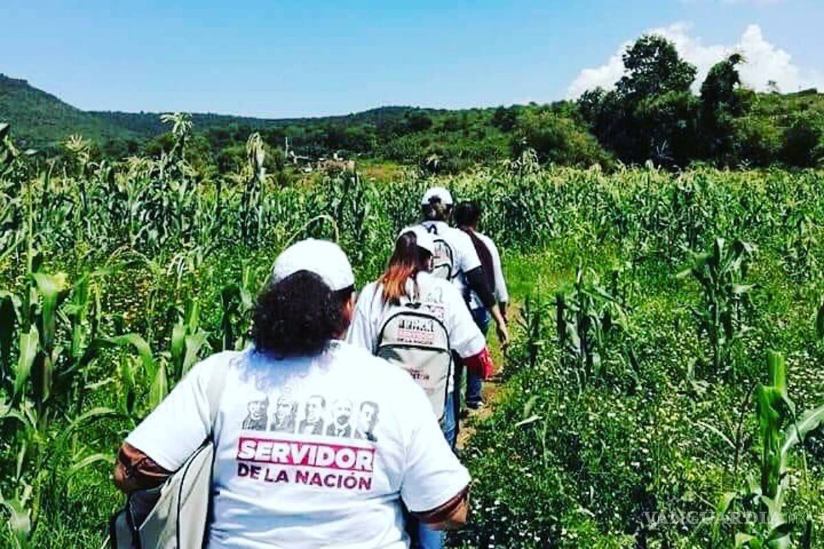 ‘Servidores de la Nación’ de AMLO ni tan voluntarios, sí cobraron por levantar censos y encuestas
