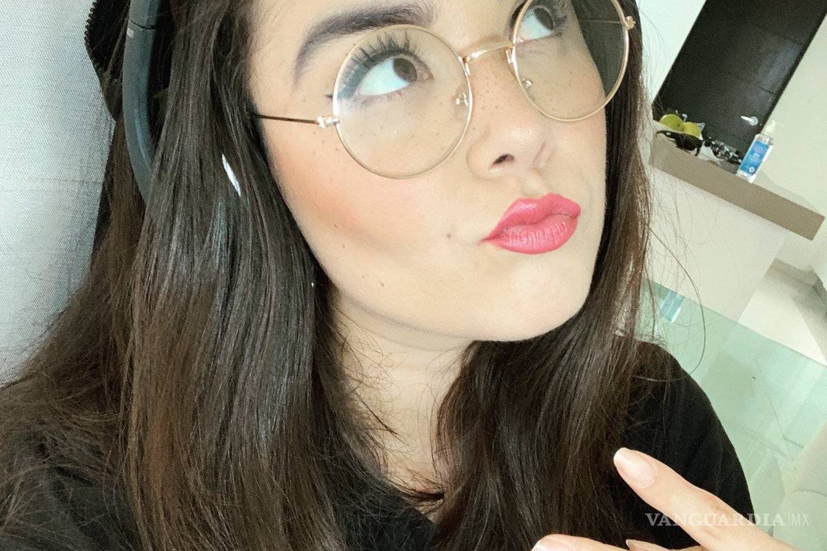 $!Despiden a youtubers que se burlaron de los 43 de Ayotzinapa