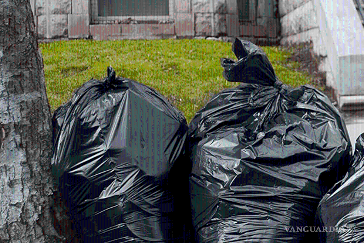 Asesina hombre a su vecino por ponerle una bolsa de basura afuera de su casa