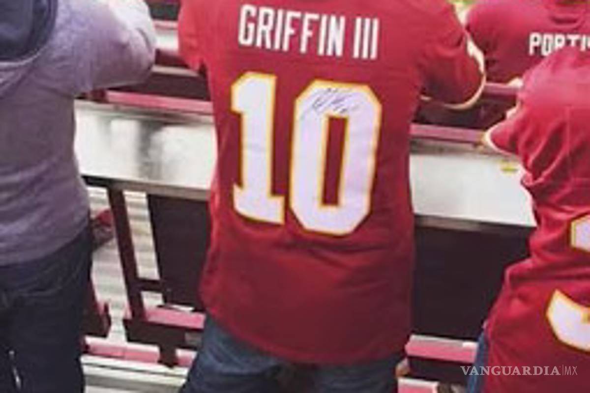 Sexo oral durante un partido de la NFL, dos aficionados los 'afortunados'