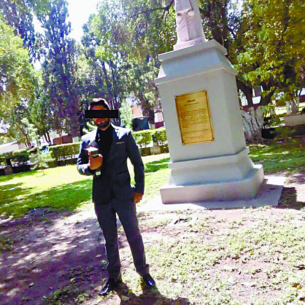 En Saltillo alumno de la Facultad de Jurisprudencia de la UAdeC acusado de violación se burla en redes