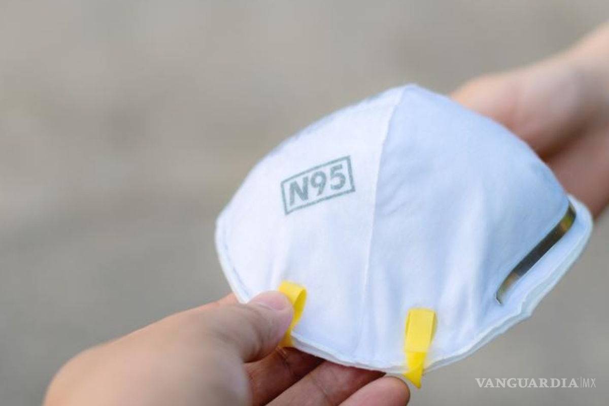 Escasez de materiales, causa por la que ASE compró cubrebocas y cabinas a sobreprecio