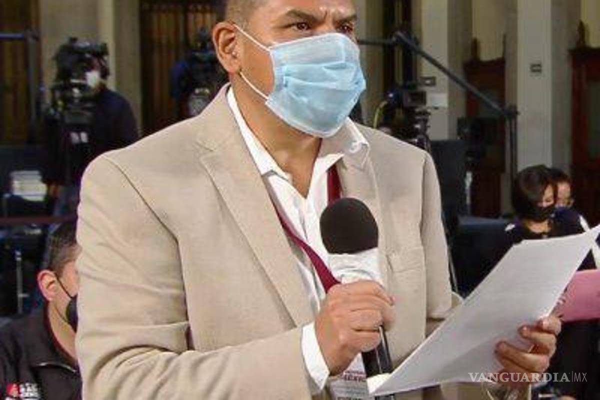 Periodista de La Crónica es vinculado a proceso penal por altercado en la mañanera