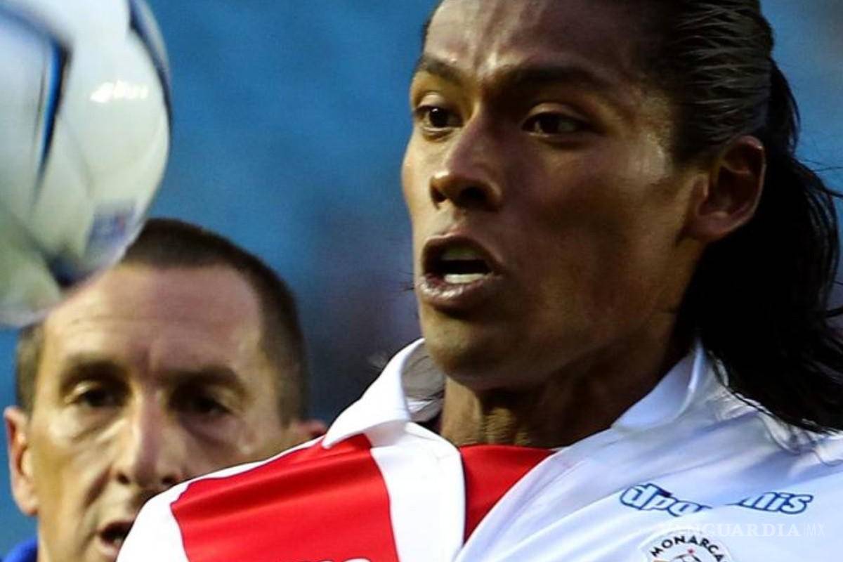 ‘¡Paco, detén el juego, se escuchan balazos!’