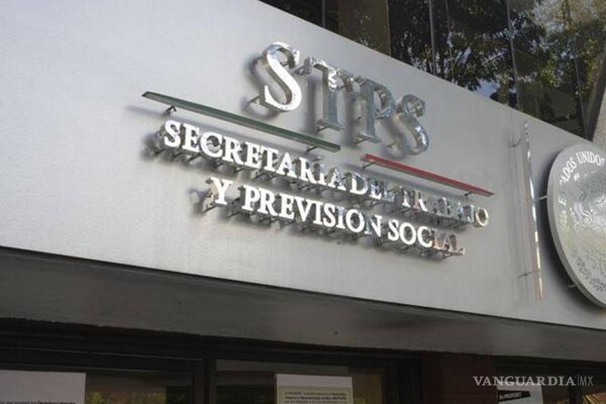 Más de 100 mil contratos colectivos de trabajo desaparecerán por ser simulados