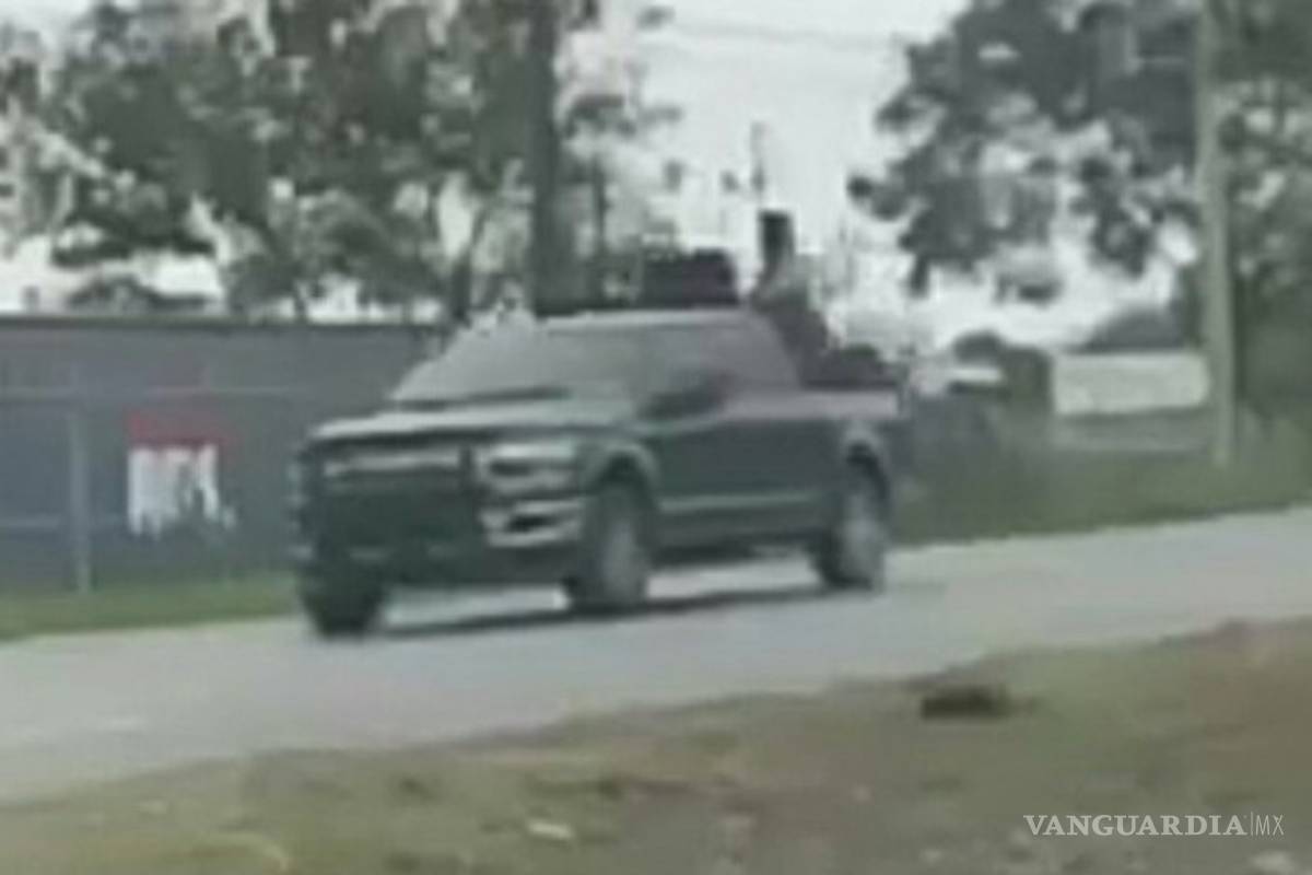 Cártel del Noreste muestra su poderío armado en calles de Nuevo Laredo, Tamaulipas... ¡a plena luz del día! (video)