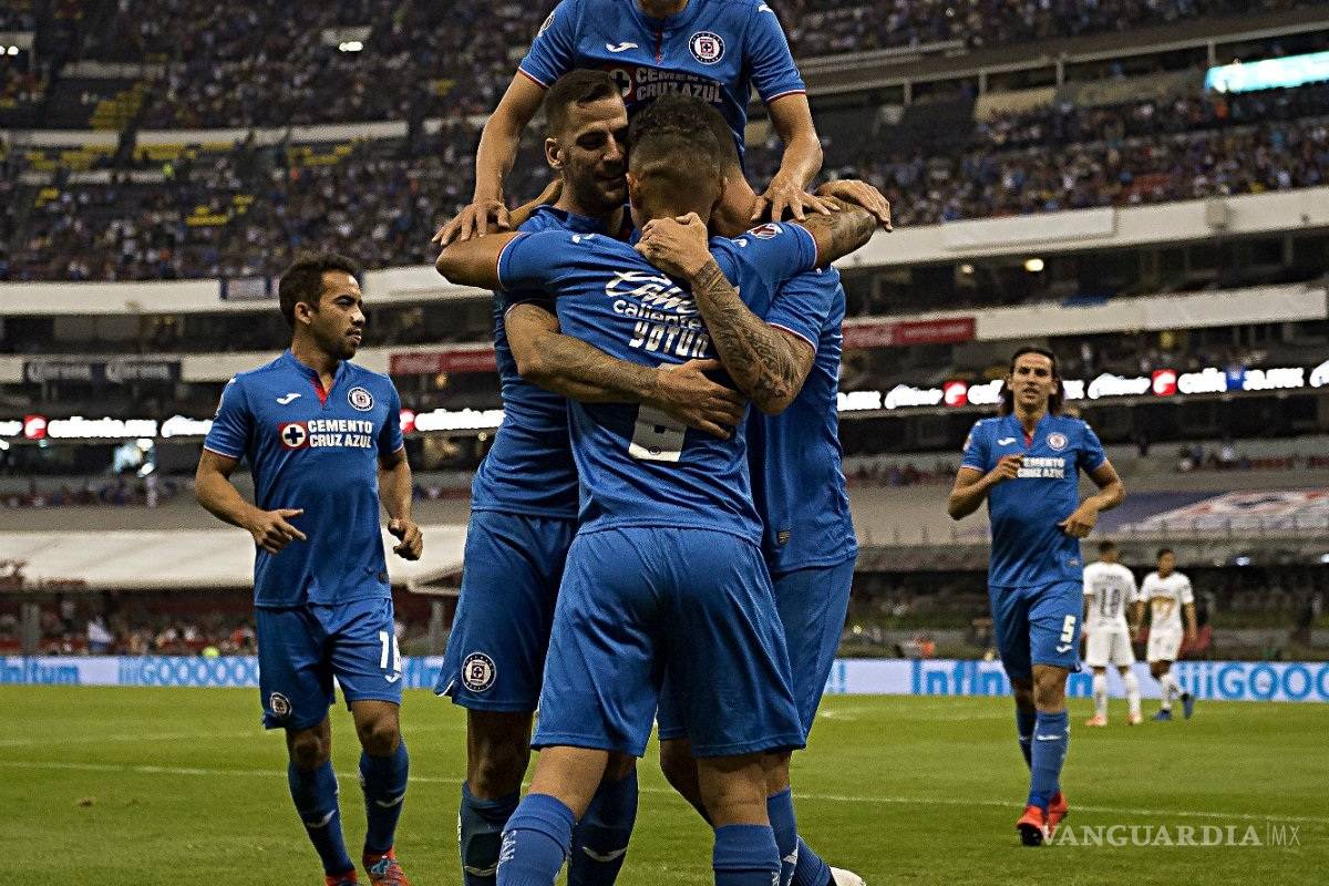 Cruz Azul acaricia la clasificación tras vencer a Pumas