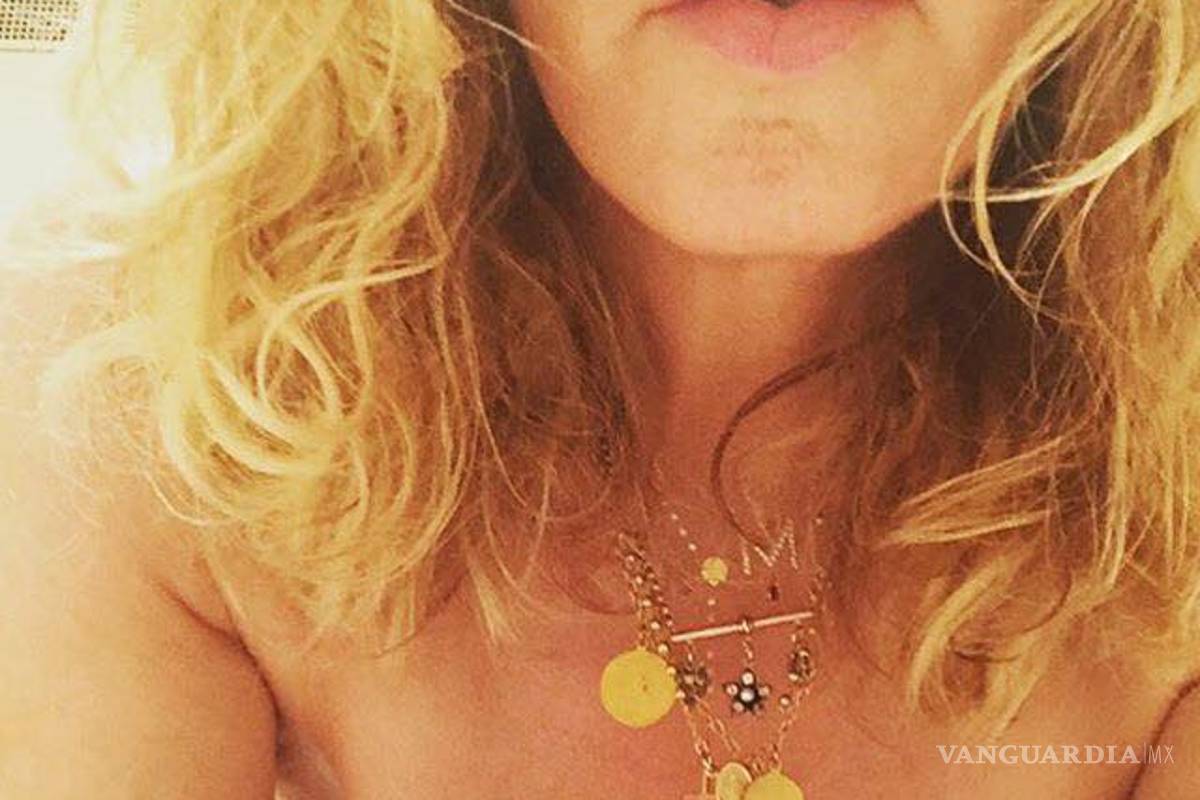 Madonna imita a Katy Perry y se desnuda para apoyar a Hilary Clinton