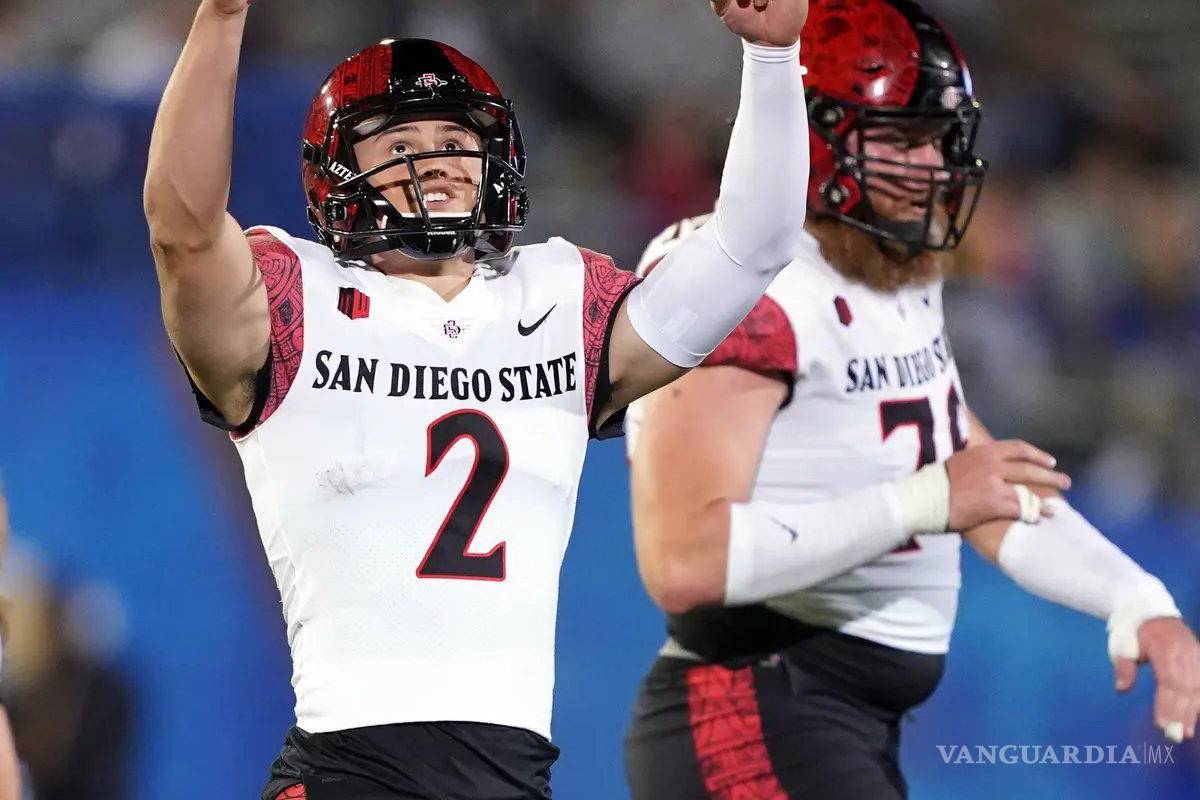 Matt Araiza, el pateador azteca encuentra un lugar con los Bills