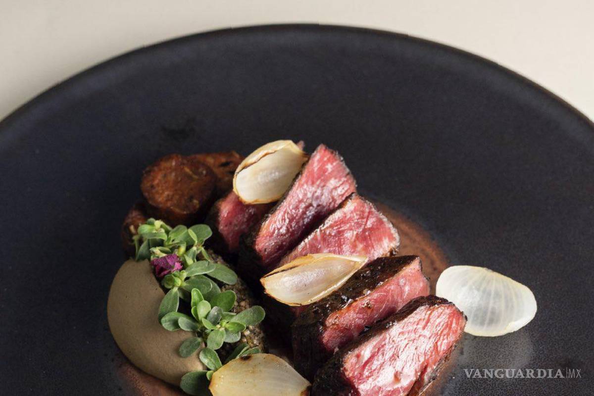 $!Las entradas van desde los 210 hasta los 350 pesos, mientras que los platos principales van desde los 440 a 540 pesos.