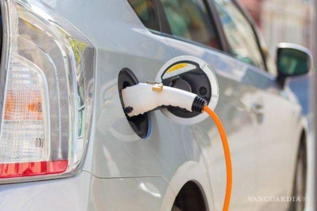 Preparan a trabajadores para fabricar autos eléctricos para planta de GM en Ramos Arizpe: revela CTM