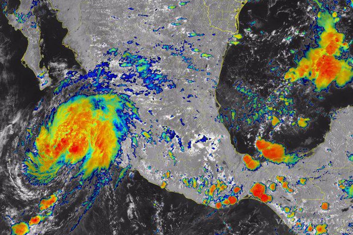 Tormenta tropical “Olaf” se forma frente a costas de Jalisco; prevén fuertes lluvias en 6 estados
