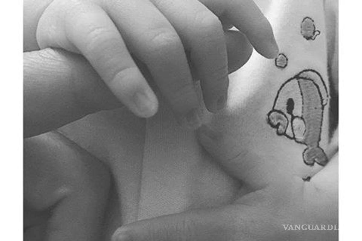 El ex RBD Alfonso Herrara presume su primera foto como papá