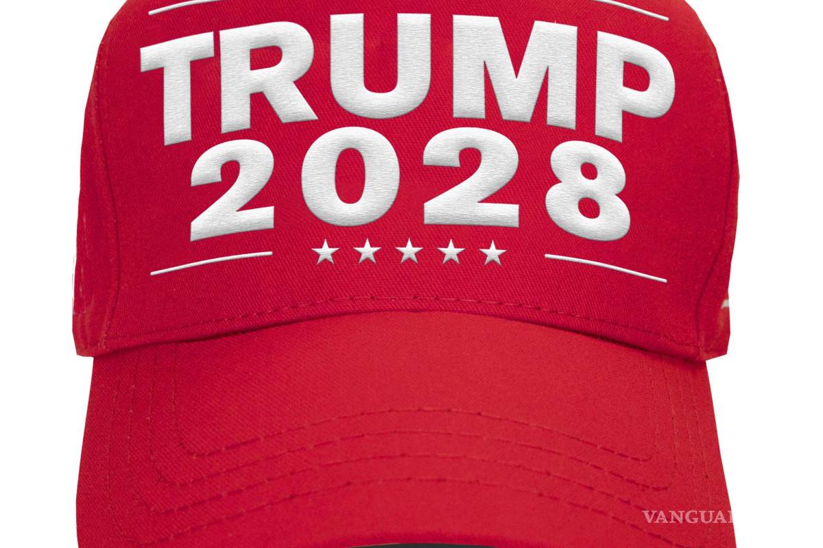 Ya están a la venta en las Trump Stores camisetas y gorras para promocionar su tercer mandato
