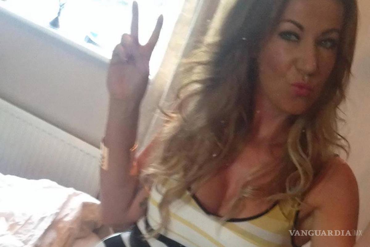 $!Bella maestra es suspendida por publicar una “provocativa” foto en Facebook