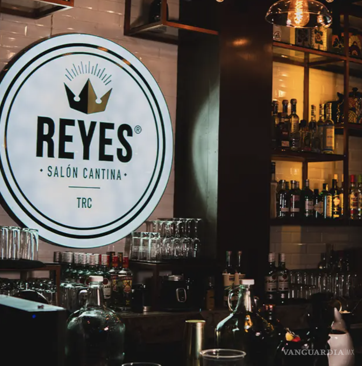 $!Su terraza, acompañada de música y coctelería creativa.