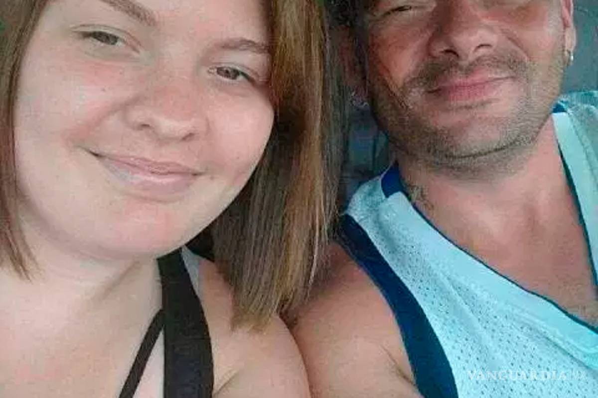 Abandonó a sus hijas, vuelve, tiene relaciones con una y se casó con ella