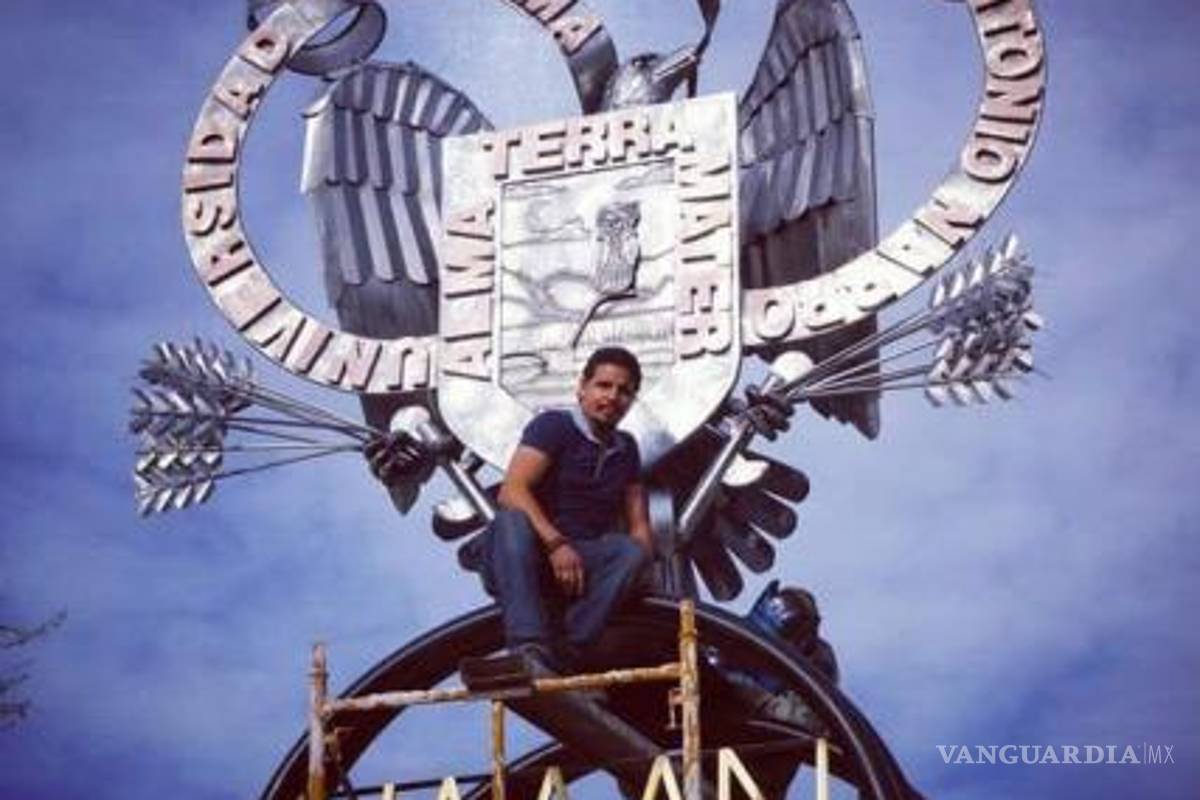 José Luis Ponce transforma la Plaza Mayor con su arte efímero ‘Umbral 2025’