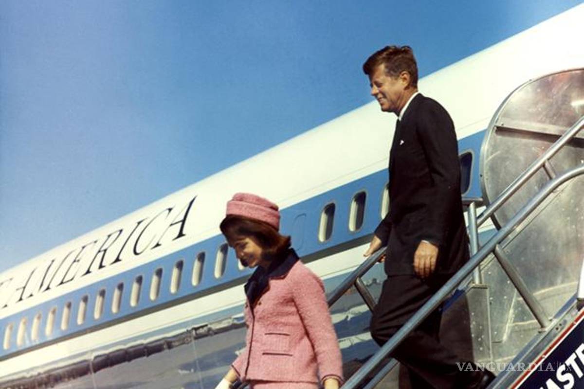 $!Jackie Kennedy y su Chanel rosa que pasó a la historia