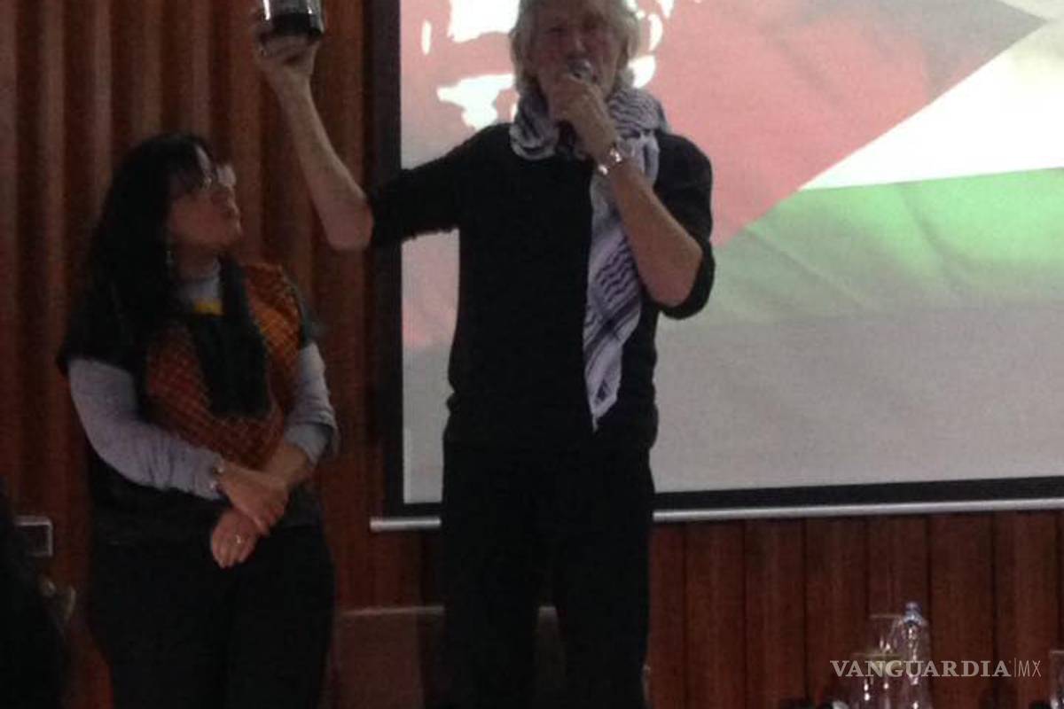 Roger Waters, desde México, se lanza contra Facebook... además agradece a Dios se haya ido Peña Nieto