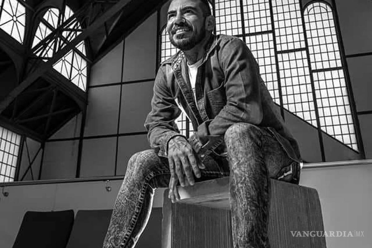 $!No queman pintura de Zapata pero sí golpean a jóvenes gays; esta comunidad convoca a protestar en Bellas Artes