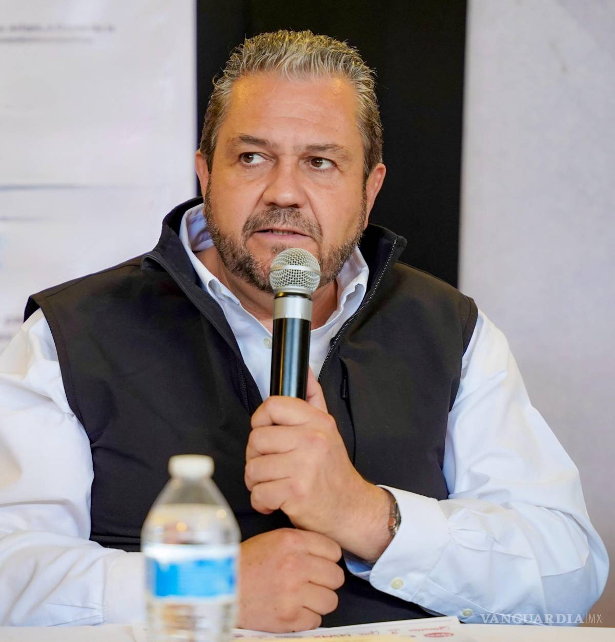 $!El alcalde Tomás Gutiérrez anunció la implementación de un moderno sistema de videovigilancia que transformará la seguridad en Ramos Arizpe, con una inversión cercana a los 15 millones de pesos.