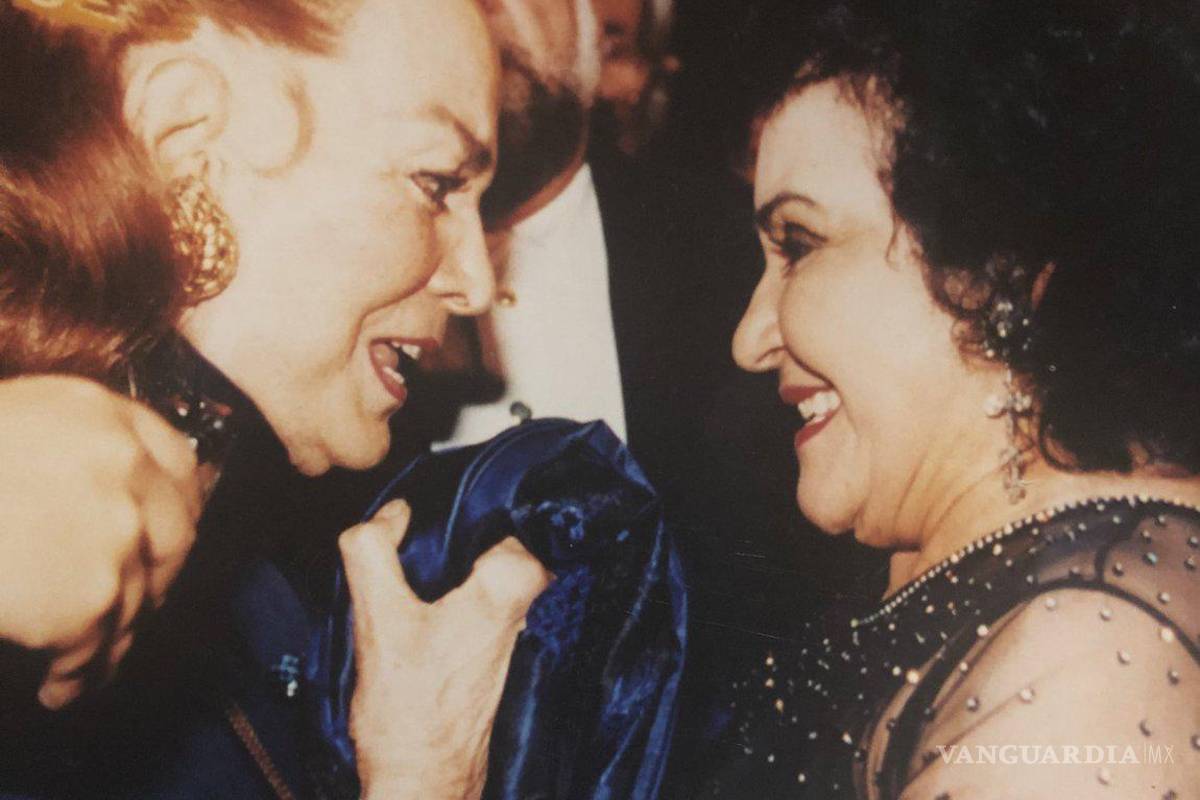 ‘Quítame la mano no me vayas a ensuciar’... el día que María Félix humilló a Carmen Salinas (video)