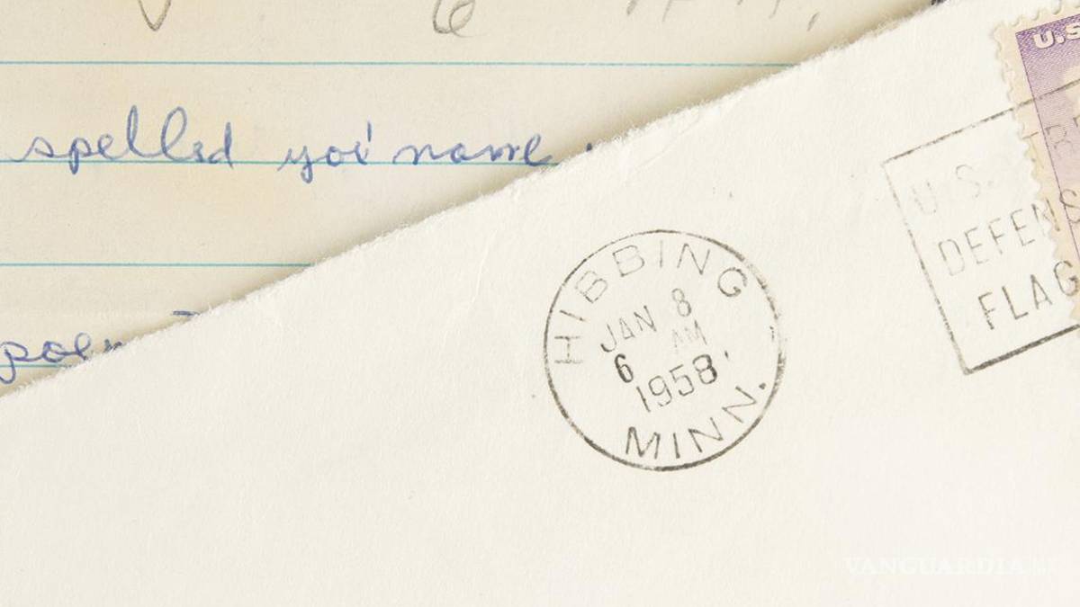 Subastan una colección de cartas de Bob Dylan por casi 670 mil dólares