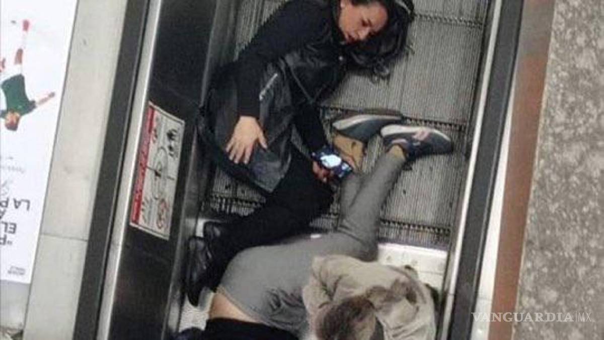 $!Fallan escaleras eléctricas en el Metro estación Polanco, quedan nueve heridos
