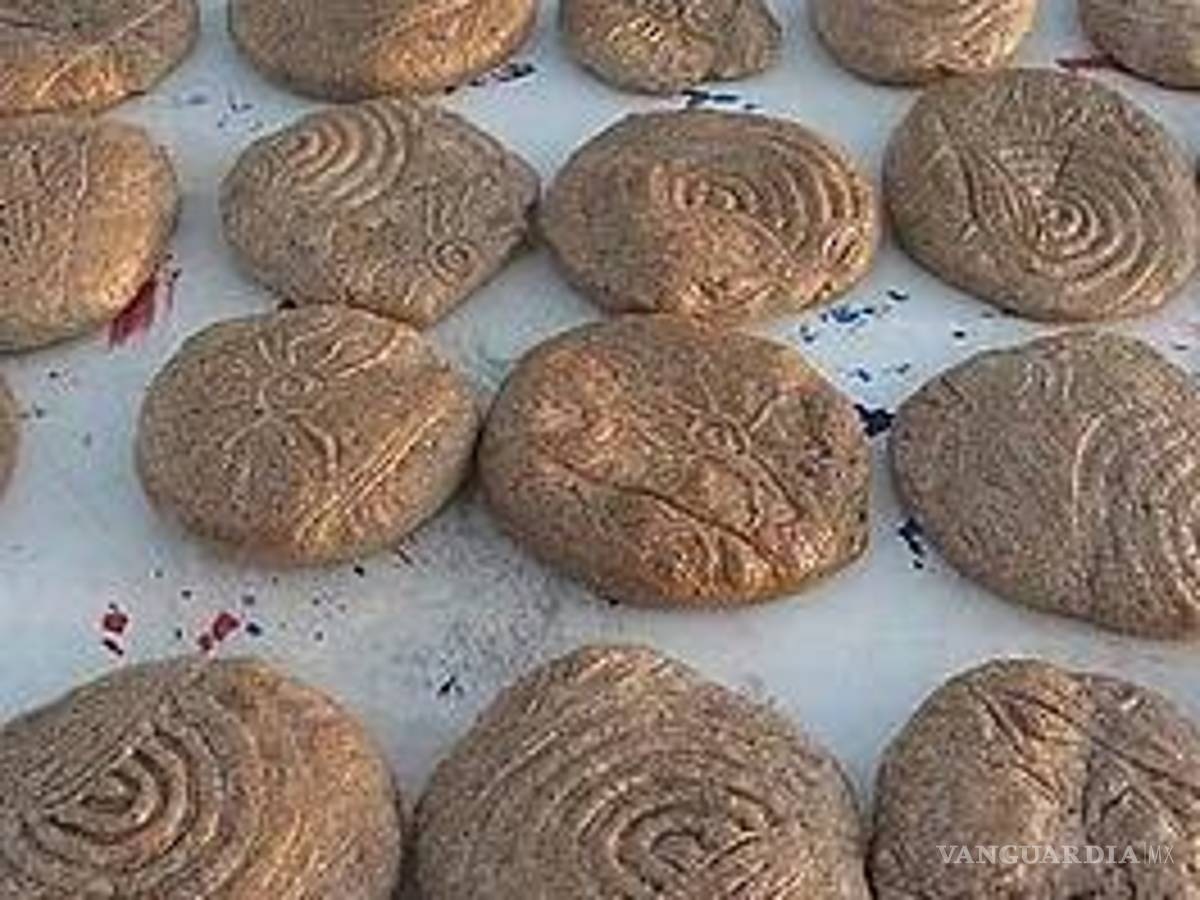 $!Obra de Betsabée Romero creada con apoyo de panaderos.