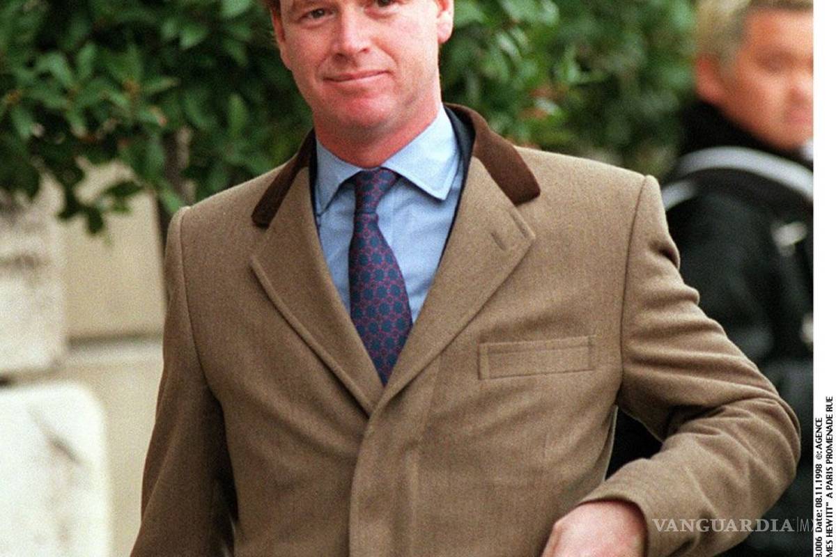 El amante de Lady Di vende sus cartas