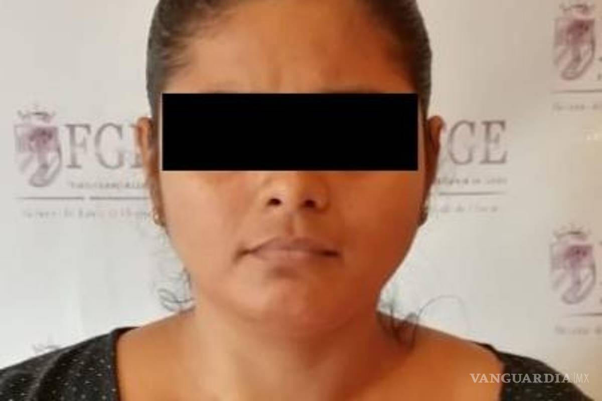 Mujer es detenida por obligar a su hija de 9 años a hacer pornografía