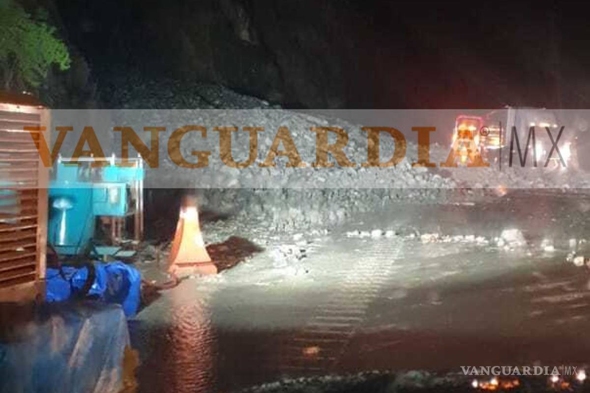 Reportan complicaciones viales por deslave en el tramo Los Chorros de la carretera 57