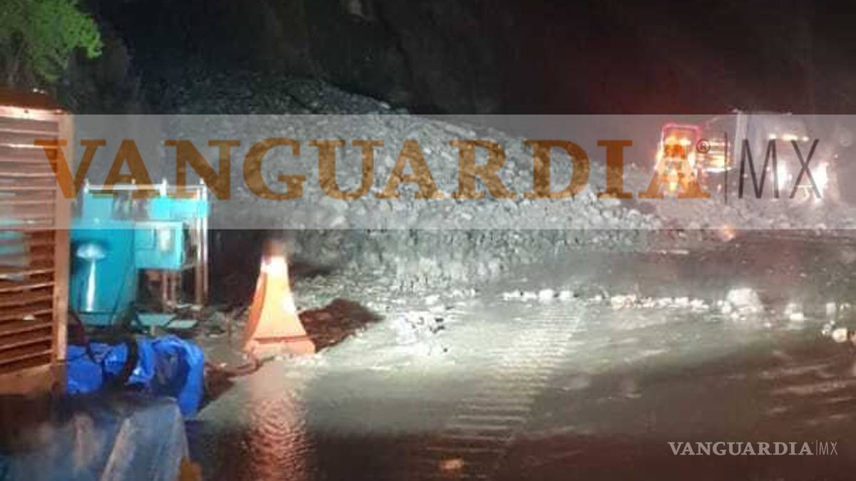 Reportan complicaciones viales por deslave en el tramo Los Chorros de la carretera 57