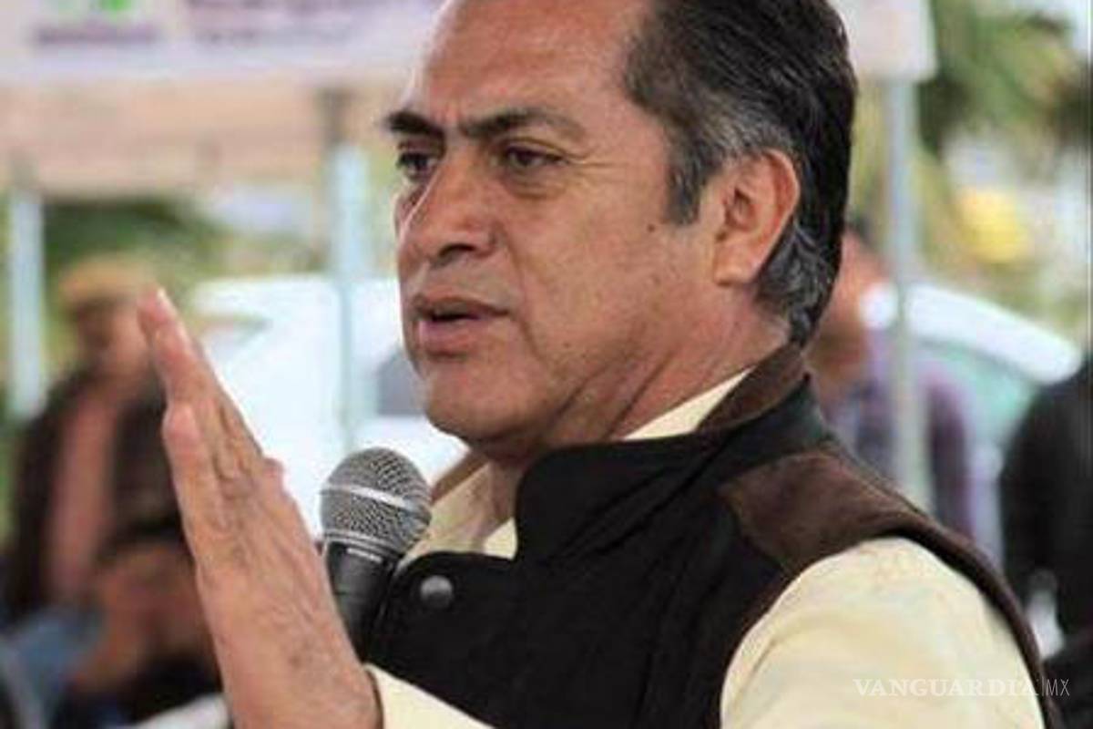 Tomen dádivas de partidos, pero voten por mí: ‘El Bronco’