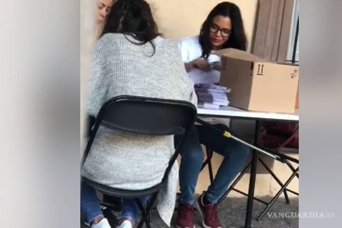 Difunden presunta manipulación en consulta sobre NAIM