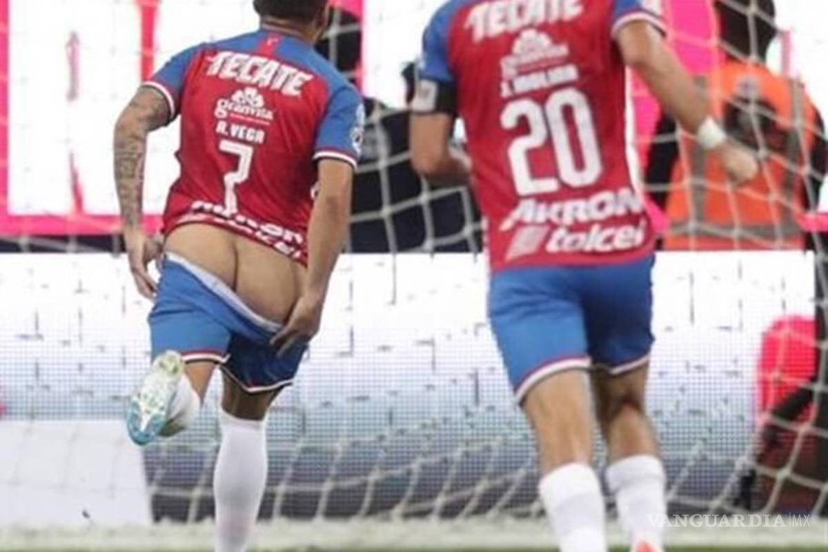 $!Cardona festeja a la 'Fortnite' y la disciplinaria ya lo investiga