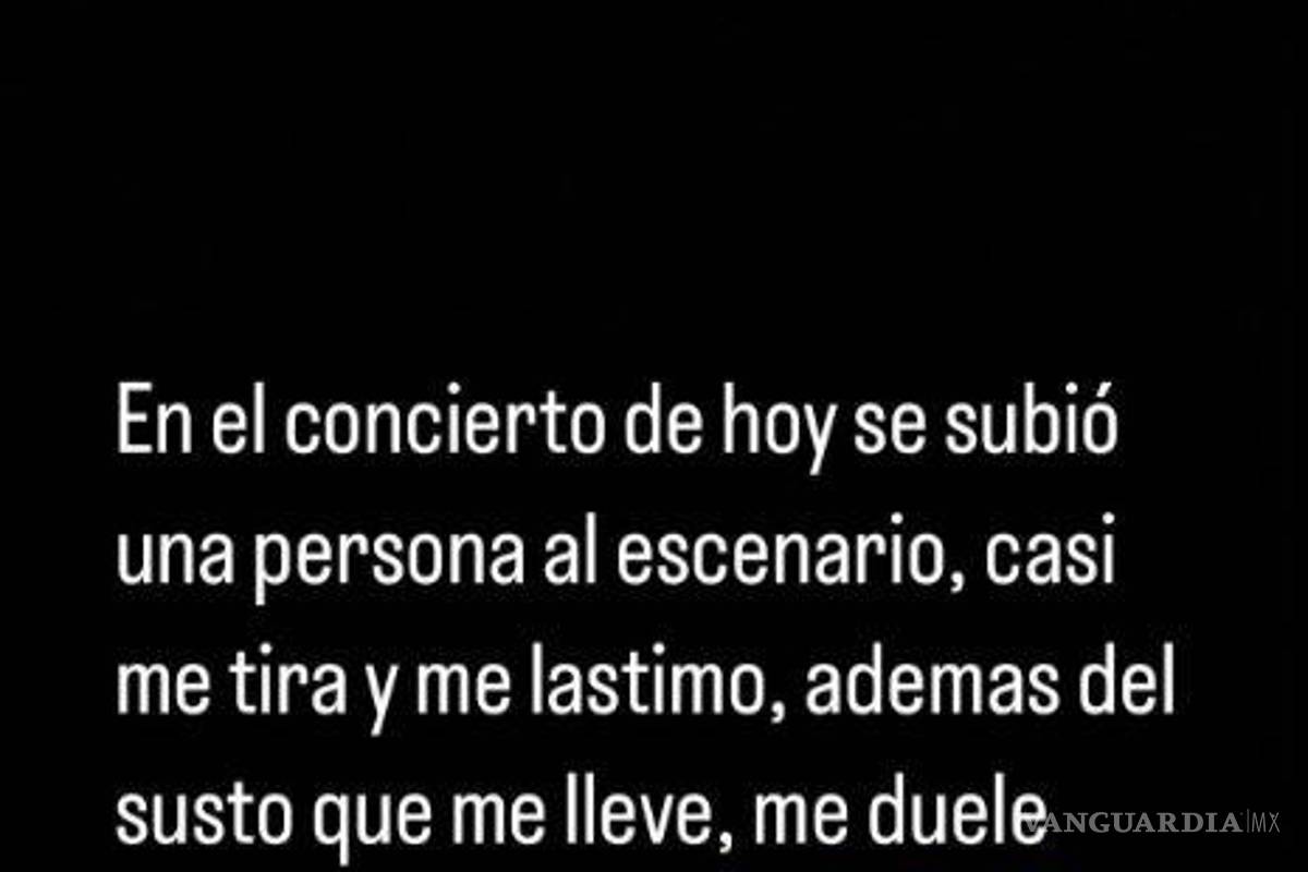 $!Incomoda y lastima fan ‘ebrio’ a Belinda en concierto; la abraza a la fuerza tras invadir escenario (Video)