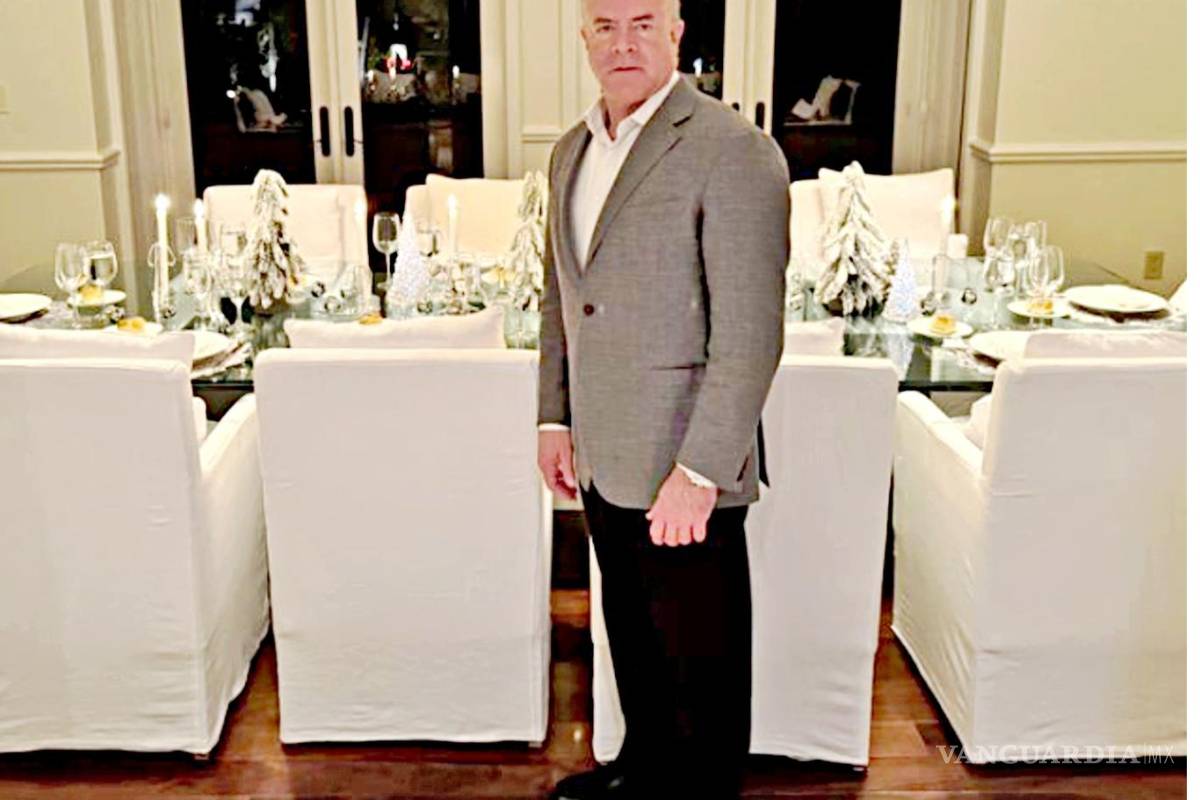 Juez restituye inmunidad a dueño de Miss Universo, pero no evita su captura