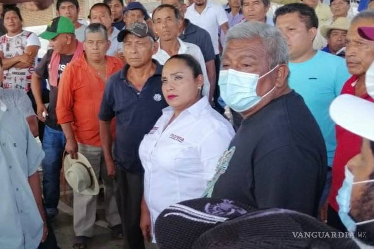 Retienen a candidata de Morena en Oaxaca por promesas incumplidas, la liberan tras acuerdo