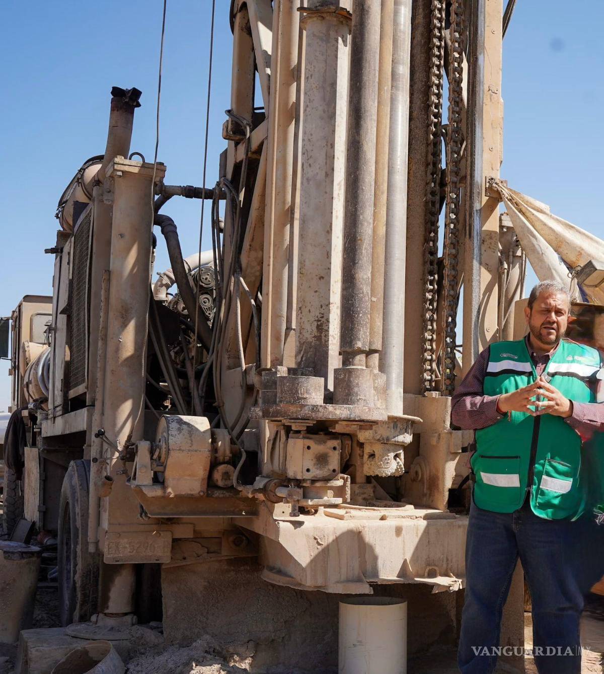 $!Los trabajos de equipamiento e interconexión del pozo a la red general concluirán en un plazo aproximado de 20 días a un mes, aseguró el gobierno municipal.
