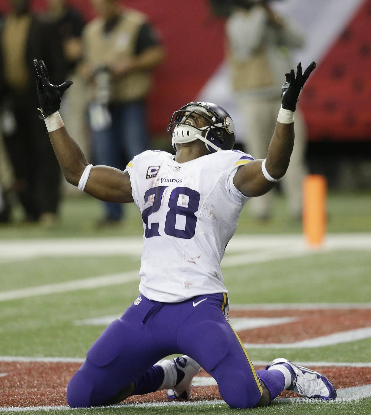 $!Peterson firma contrato con los Redskins de Washington