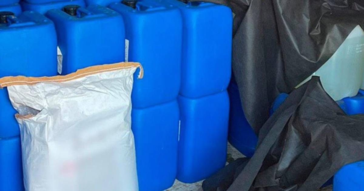 Cárteles mexicanos operan narcolaboratorios en Polonia